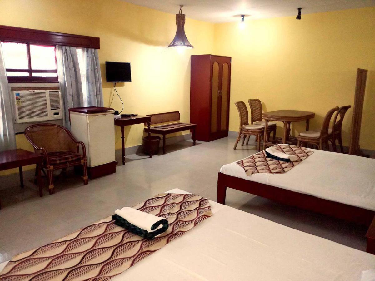 Hotel Indsurya Дибругарх Экстерьер фото