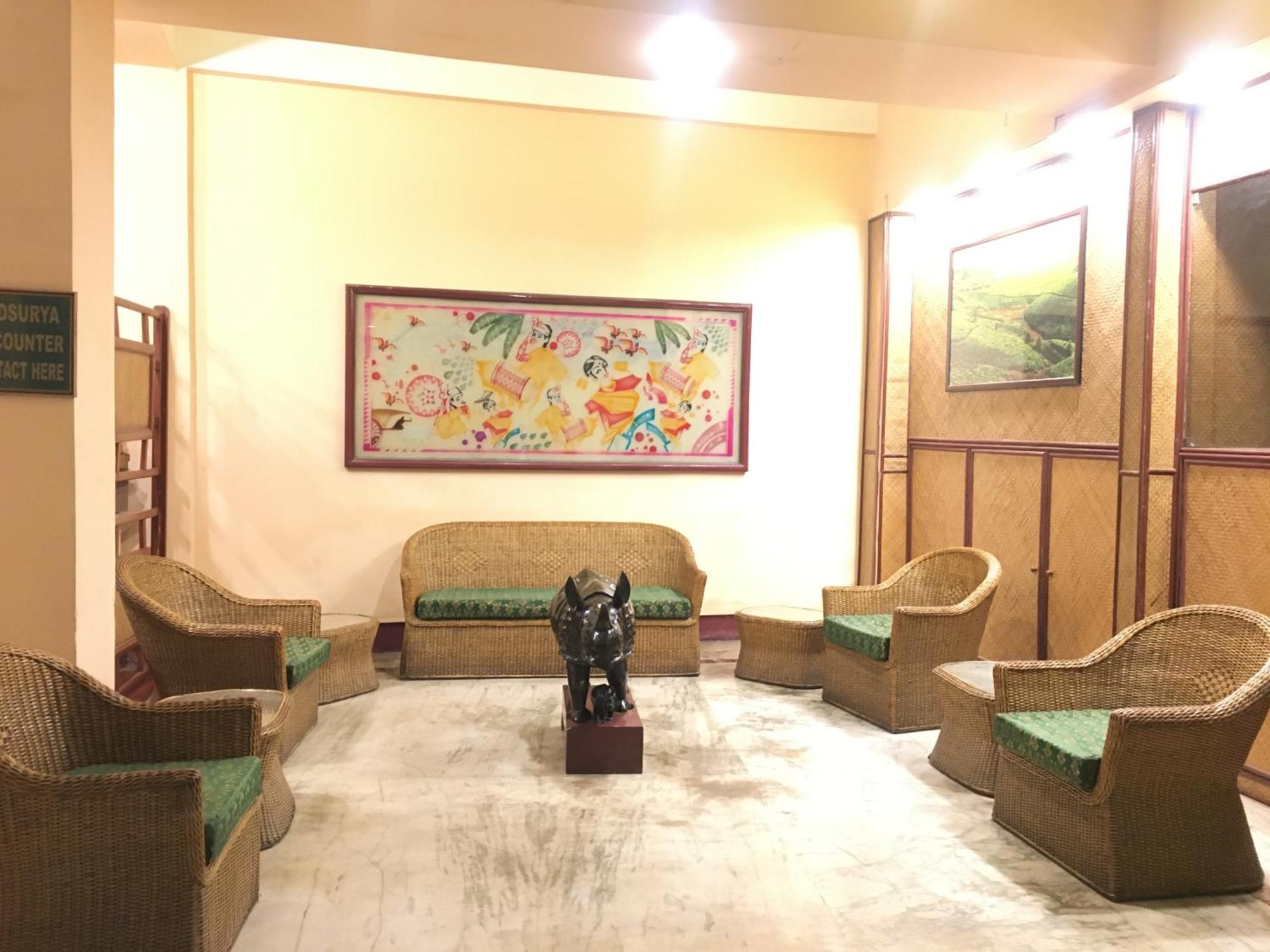 Hotel Indsurya Дибругарх Экстерьер фото