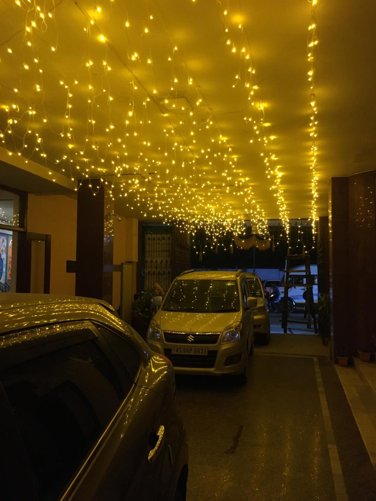 Hotel Indsurya Дибругарх Экстерьер фото
